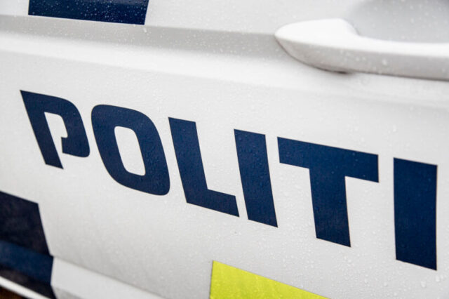 en-person-er-i-kritisk-tilstand-efter-en-brand-pa-bornholm